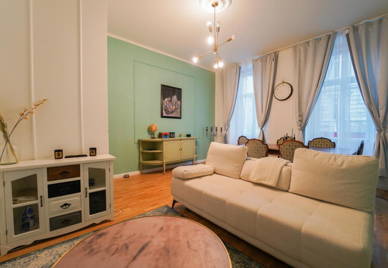 Mint 13 @ Mariahilf Apartment Виена Екстериор снимка