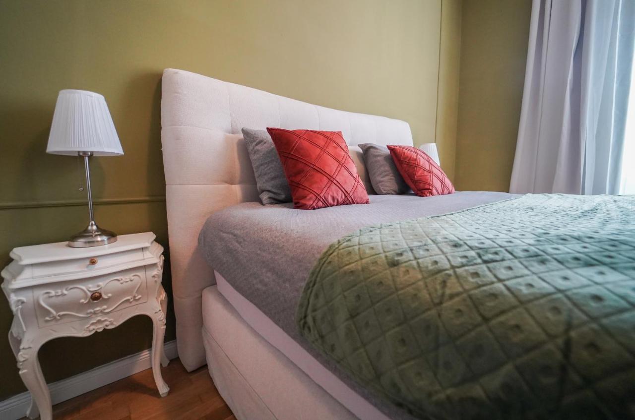 Mint 13 @ Mariahilf Apartment Виена Екстериор снимка